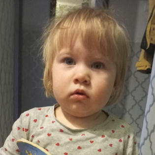 Malutka Klaudia walczy z SMA typu 1 2